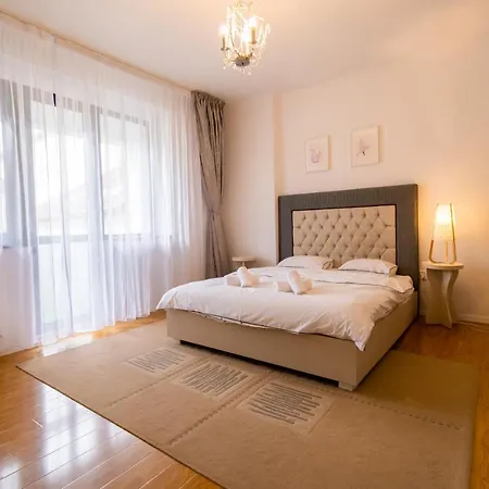 Ardor Apt - Bright And Secluded Apartment In The Heart Of Old Town-2
